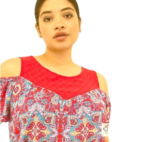 TORRID Plus Size Super Soft Crew Neck Eyelet Yoke Cold Shoulder Top. - Picture 7 of 16